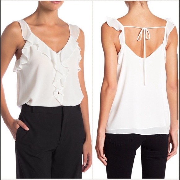 ❤️HOST PICK❤️Ruffle Front Blouse - Picture 2 of 2